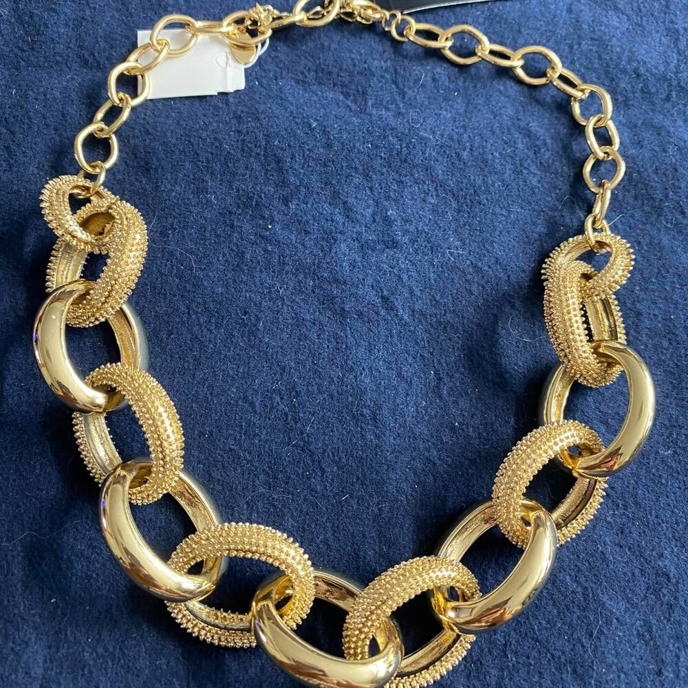Brooks Brothers Chain Link Gold col. Necklace "NEW"